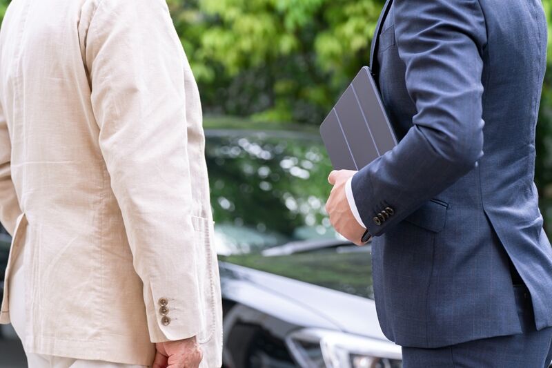 ご来店いただき最終的な査定を実施